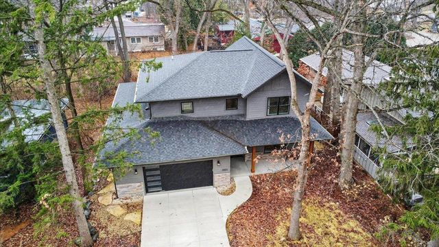 6003 Midwood Avenue, Monona, WI 53716