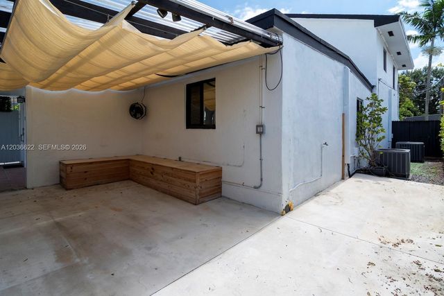 2729 SW 67th Avenue 1, Miami, FL 33155