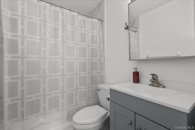 3220 Fairfield Avenue 4D, Bronx, NY 10463