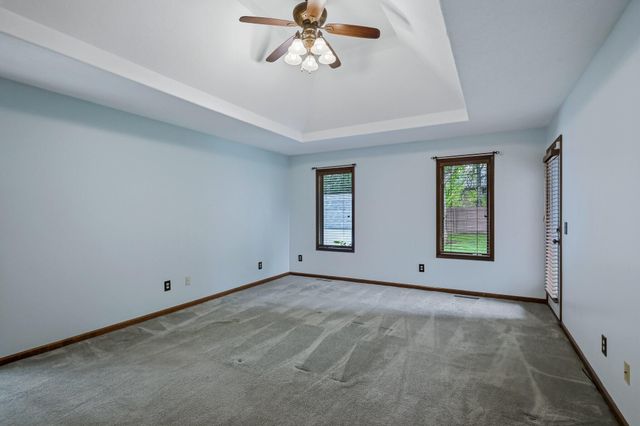 2383 W Buena Vista Street, Springfield, MO 65810