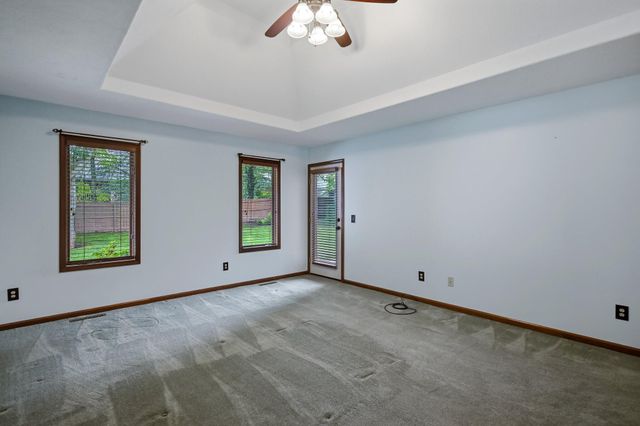 2383 W Buena Vista Street, Springfield, MO 65810