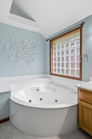 2383 W Buena Vista Street, Springfield, MO 65810