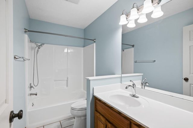 2383 W Buena Vista Street, Springfield, MO 65810