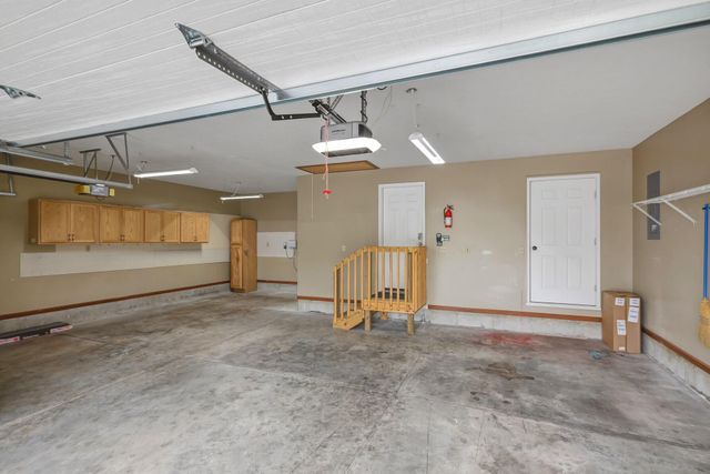 2383 W Buena Vista Street, Springfield, MO 65810