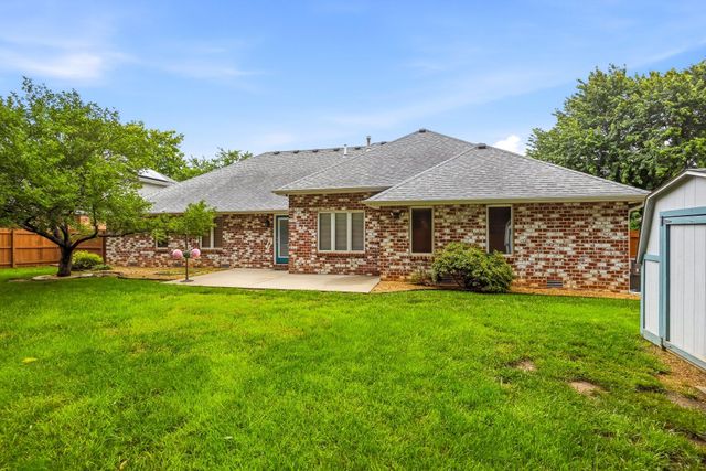 2383 W Buena Vista Street, Springfield, MO 65810
