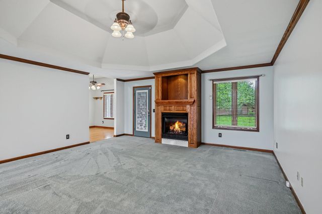 2383 W Buena Vista Street, Springfield, MO 65810