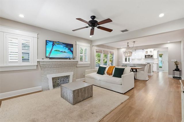 4209 N HOLLY STREET, Tampa, FL 33603