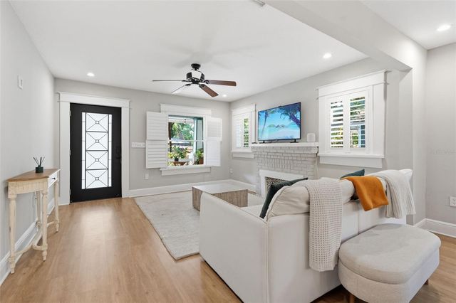 4209 N HOLLY STREET, Tampa, FL 33603