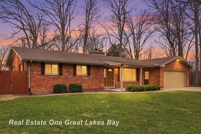 7205 Trinklein Road, Saginaw, MI 48609