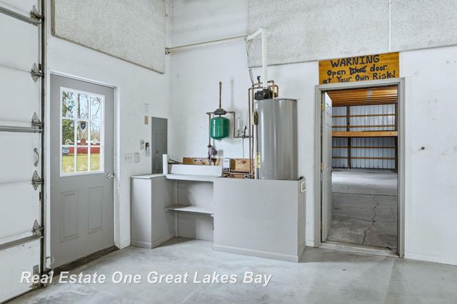 7205 Trinklein Road, Saginaw, MI 48609