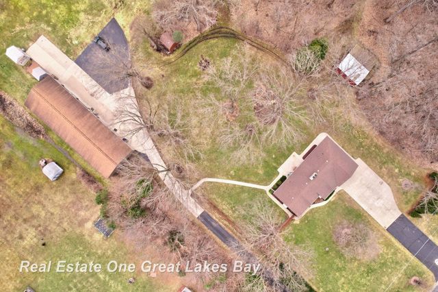 7205 Trinklein Road, Saginaw, MI 48609