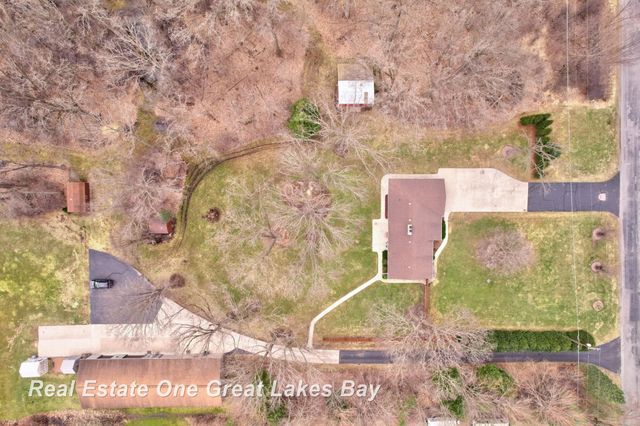 7205 Trinklein Road, Saginaw, MI 48609