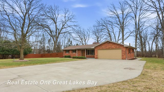 7205 Trinklein Road, Saginaw, MI 48609