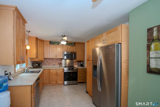 59 Case Street, Norwich, CT 06360