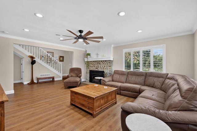 2402 Deer Valley Rd, Rescue, CA 95672