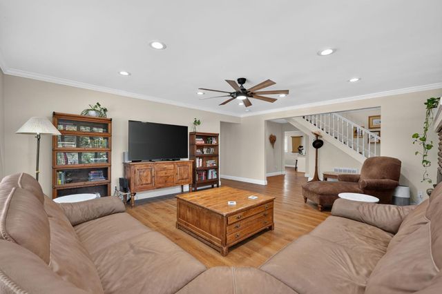 2402 Deer Valley Rd, Rescue, CA 95672