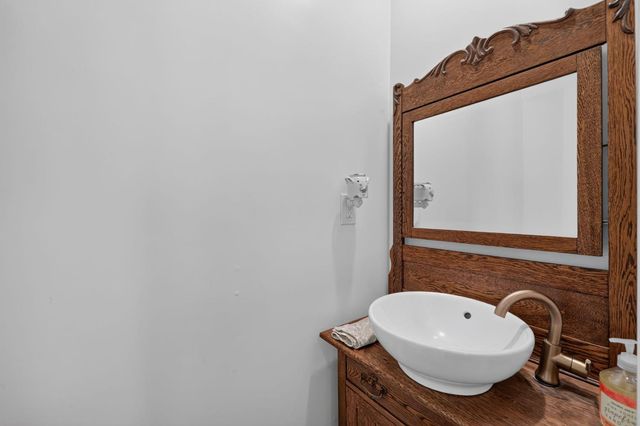 2402 Deer Valley Rd, Rescue, CA 95672