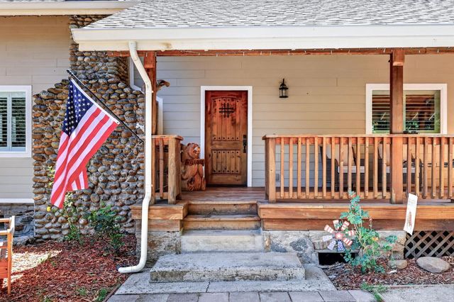 2402 Deer Valley Rd, Rescue, CA 95672