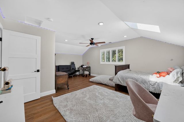 2402 Deer Valley Rd, Rescue, CA 95672