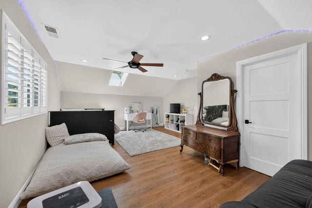 2402 Deer Valley Rd, Rescue, CA 95672