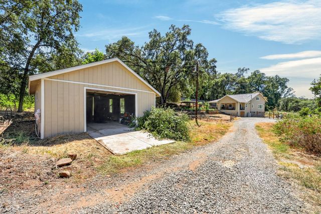 2402 Deer Valley Rd, Rescue, CA 95672