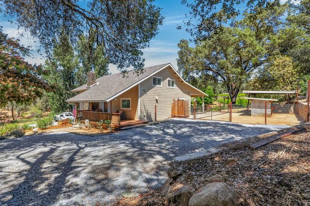 2402 Deer Valley Rd, Rescue, CA 95672
