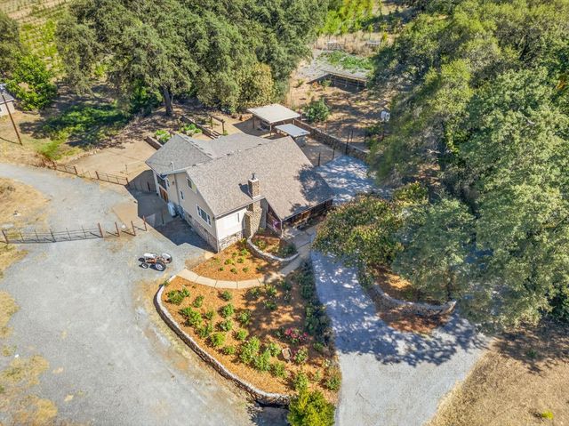 2402 Deer Valley Rd, Rescue, CA 95672