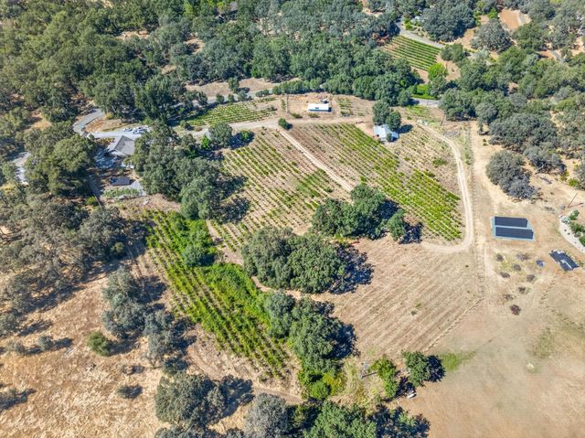 2402 Deer Valley Rd, Rescue, CA 95672