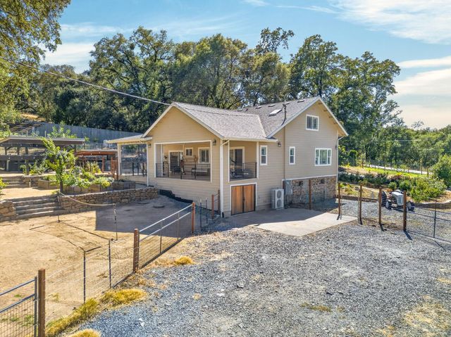 2402 Deer Valley Rd, Rescue, CA 95672