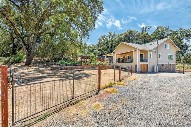 2402 Deer Valley Rd, Rescue, CA 95672