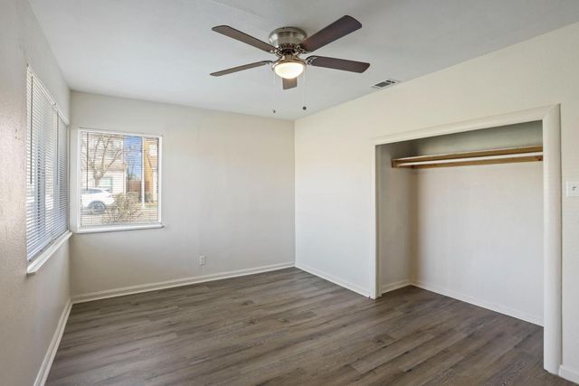 1706 La Jolla Dr, Stockton, CA 95204