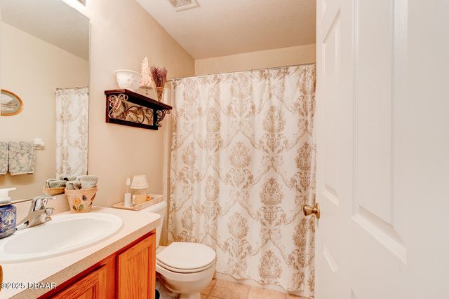 227 Two Oaks Drive, Edgewater, FL 32141