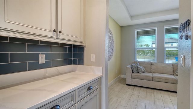 9491 TEQUILA SUNRISE DRIVE, Sarasota, FL 34241