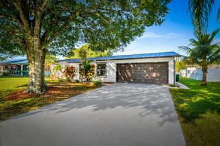 762 NE Lanfair Street, Port St Lucie, FL 34983