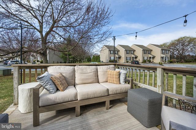 2960 ASTER LN, Lititz, PA 17543