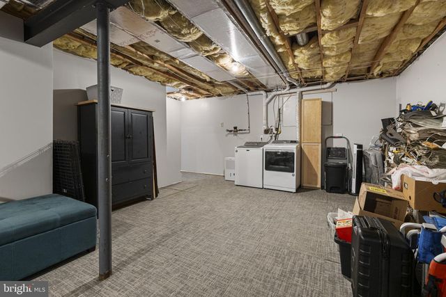 2960 ASTER LN, Lititz, PA 17543