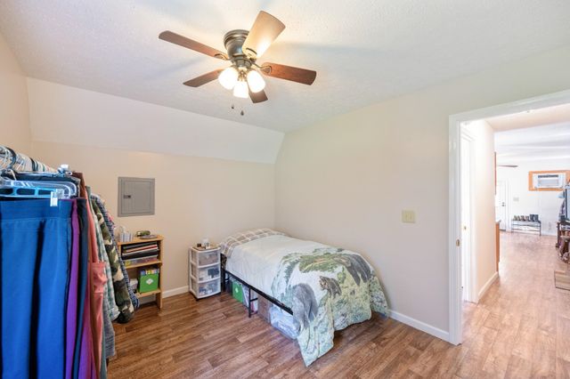 295 KAY ST, Big Sandy, TN 38221