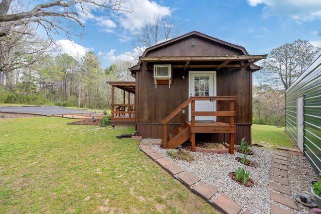295 KAY ST, Big Sandy, TN 38221