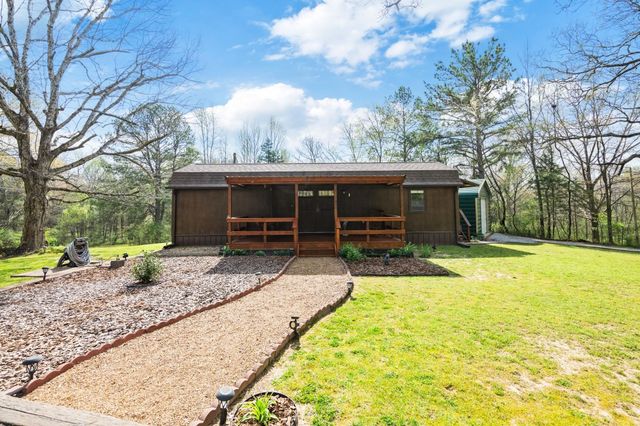 295 KAY ST, Big Sandy, TN 38221