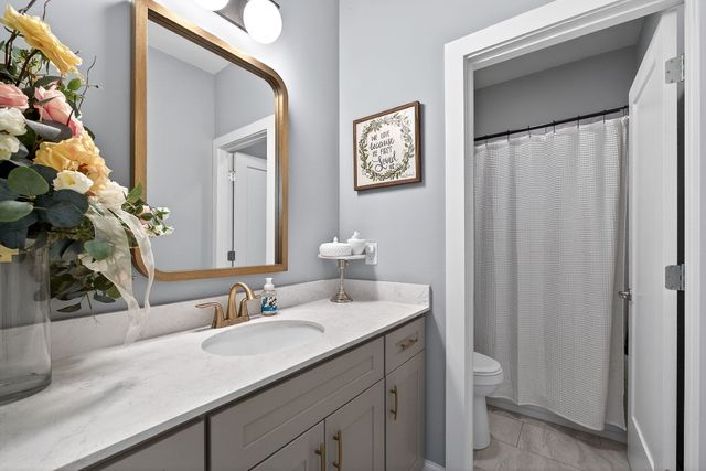 245 Saint Andrews Ct, Mcminnville, TN 37110