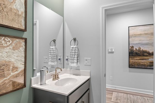 233 West Millbrook Drive, Spring Hill, TN 37174
