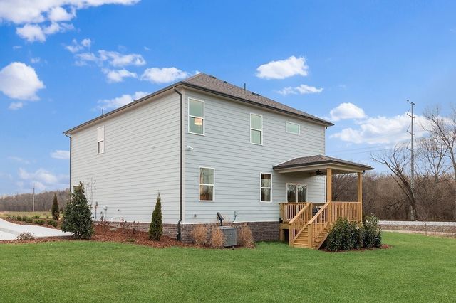 233 West Millbrook Drive, Spring Hill, TN 37174