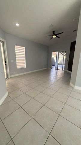 2120 NE 37th Rd 1, Homestead, FL 33033