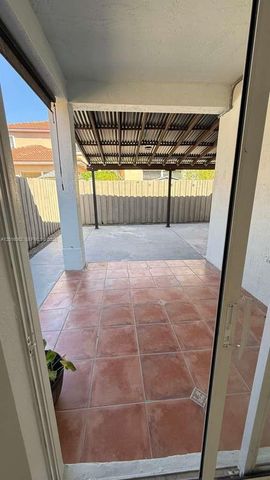 2120 NE 37th Rd 1, Homestead, FL 33033