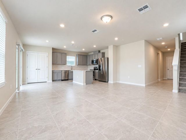 2250 LOVELY LANE, Davenport, FL 33896