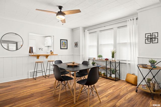 810 E SCIOTA Avenue, Peoria Heights, IL 61616