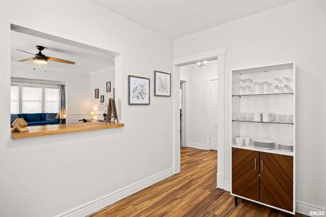 810 E SCIOTA Avenue, Peoria Heights, IL 61616