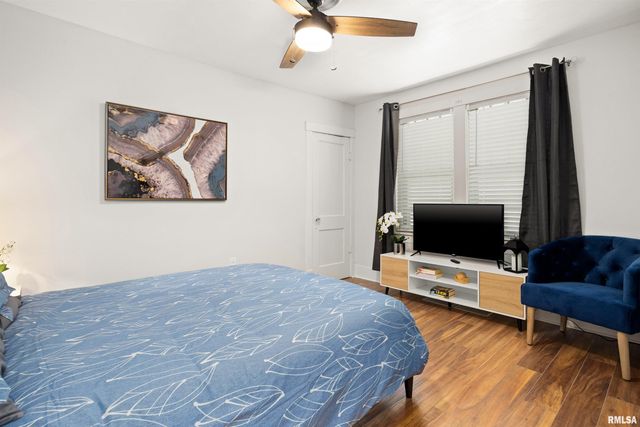 810 E SCIOTA Avenue, Peoria Heights, IL 61616