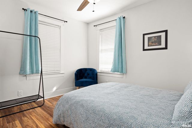 810 E SCIOTA Avenue, Peoria Heights, IL 61616