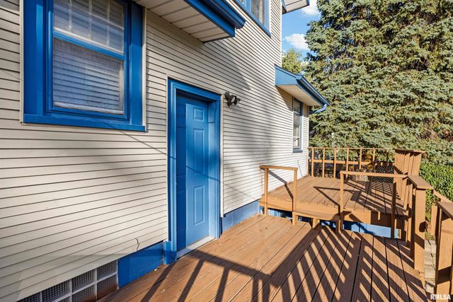 810 E SCIOTA Avenue, Peoria Heights, IL 61616